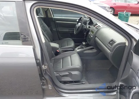 2006 Volkswagen Jetta 2.5 из США, поврежденный, VIN 3VWSF81K26M654846